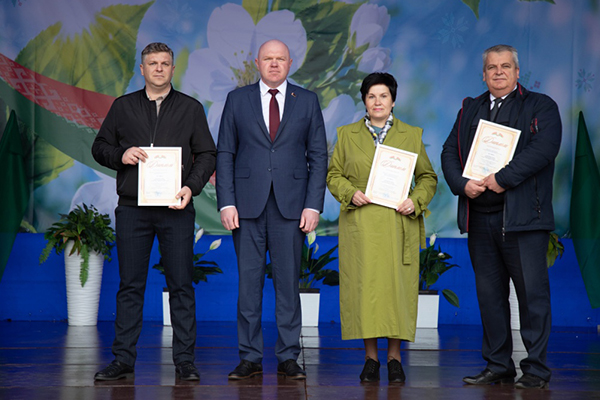 Первомай в Сморгони: чествование лучших работников района!
